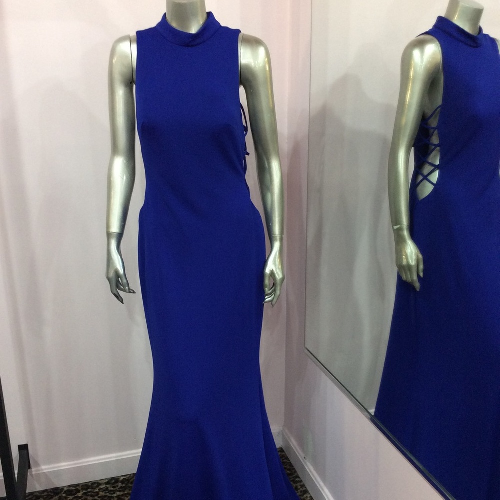 Jasz Gown